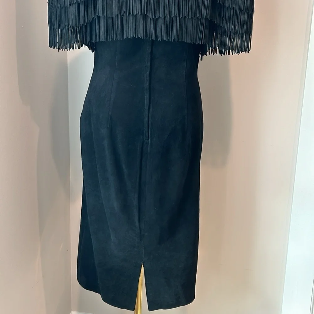 1980's Vintage Pia Rucci Flapper Fringe Suede Sheath Dress Statement Shoulders - Picture 9 of 14